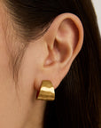 Mara Huggie Hoops