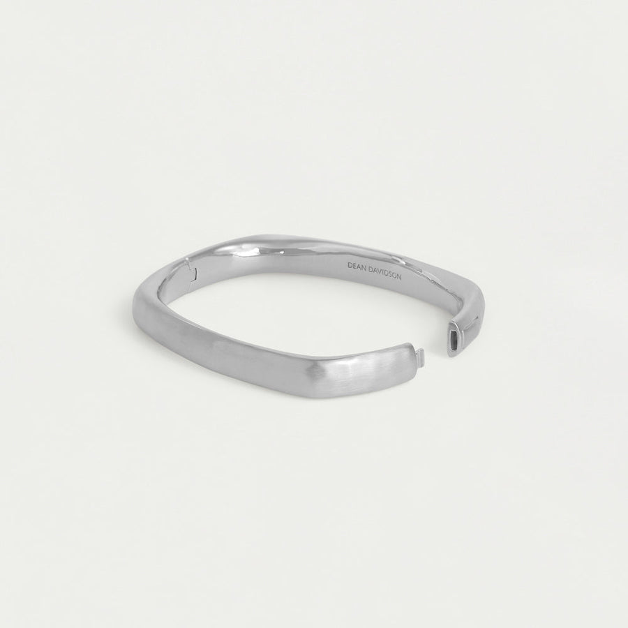 Mara Hinged Bangle