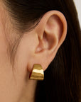 Mara Huggie Hoops