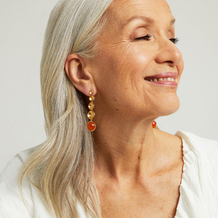 files/Earrings_abd1ead2-bf85-4ce0-acb3-f63723d79f43.jpg