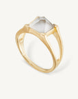 Petite Plaza Ring