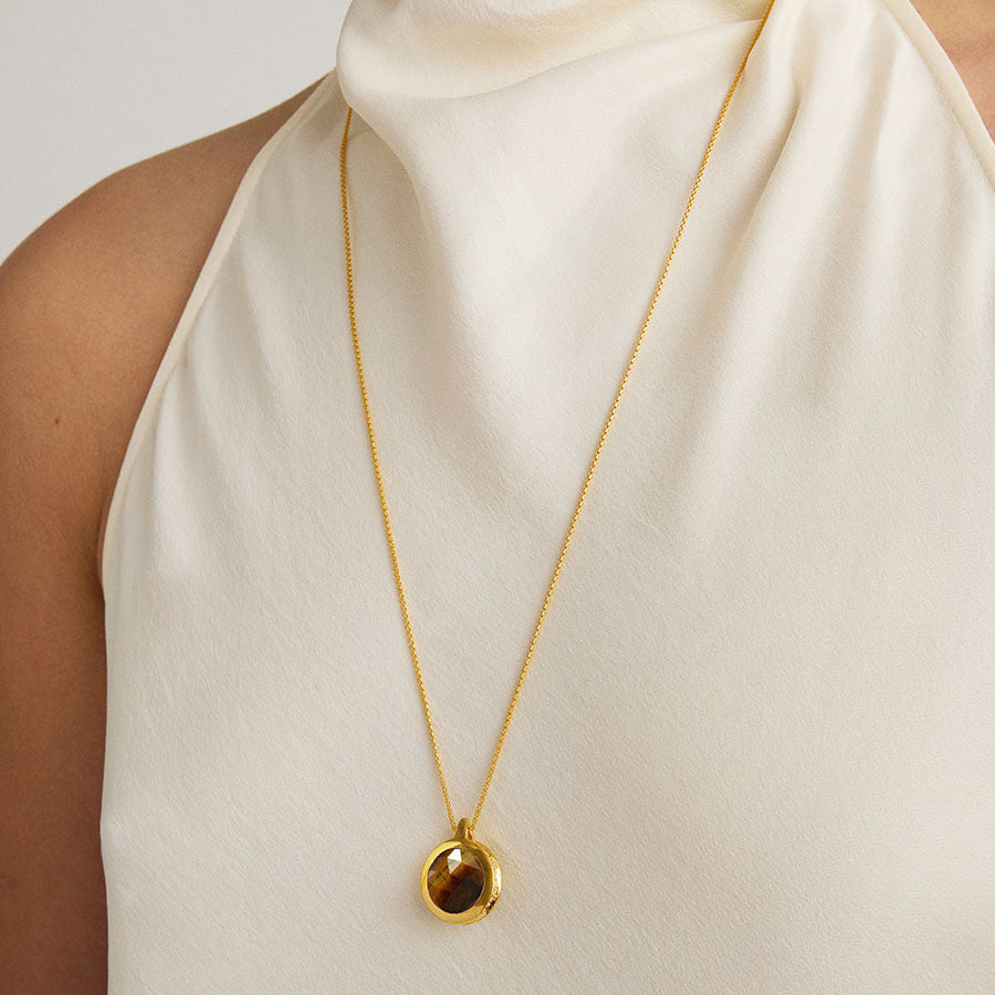 Lamu Gemstone Pendant