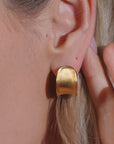 Sol Huggie Hoops