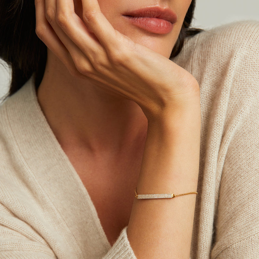 Signature Pave Bar Chain Bracelet