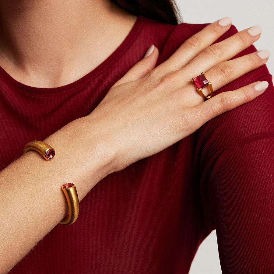 Signature Hinge Twin Cuff